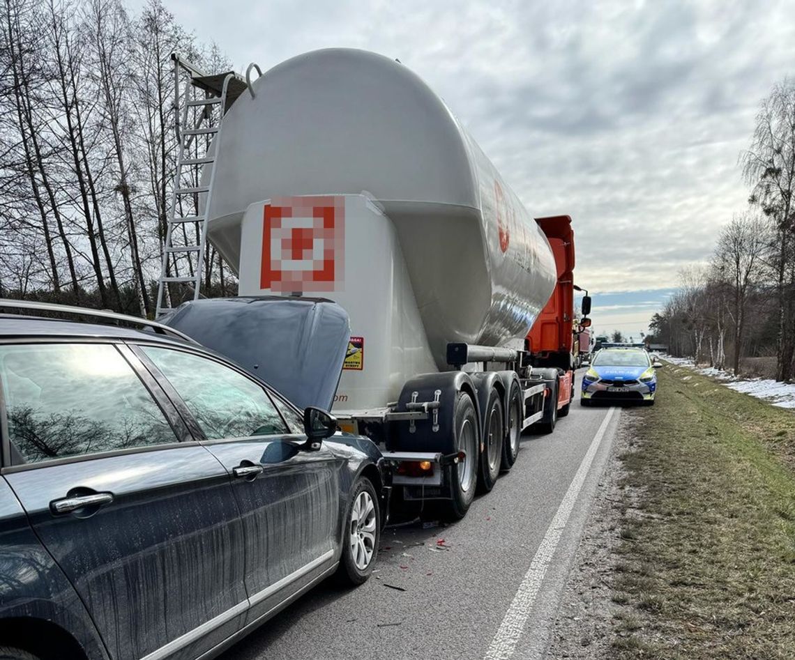 Pow. włodawski. Niebezpieczny manewr na drodze wojewódzkiej nr 812