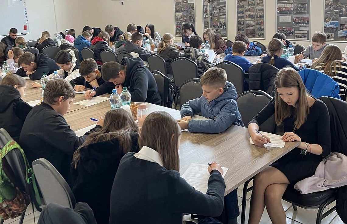 Uczestnicy turnieju na części pisemnej