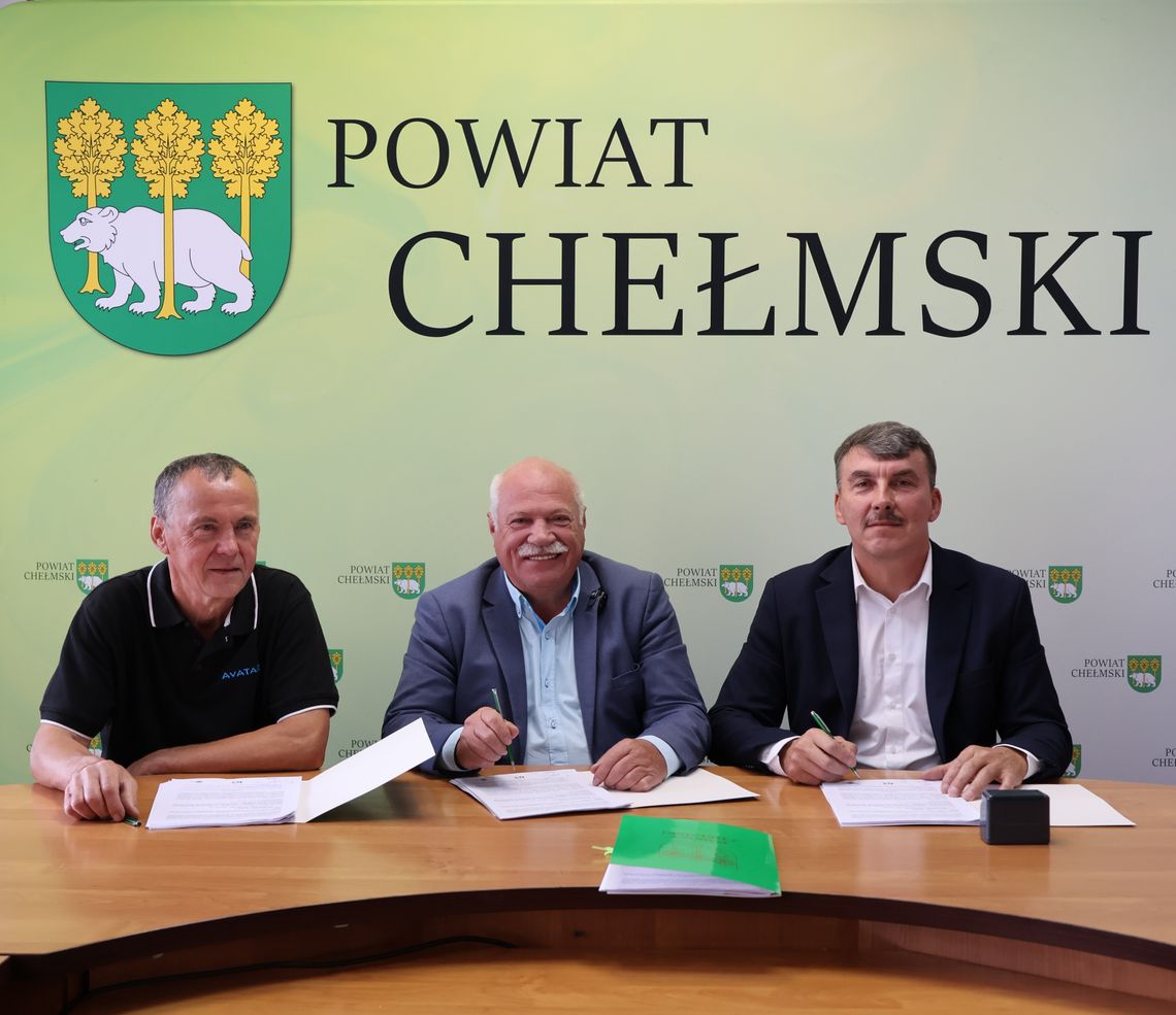 Powiat chełmski. Chcą wykorzystać dobrą passę i pogodę. Trwa walka z czasem