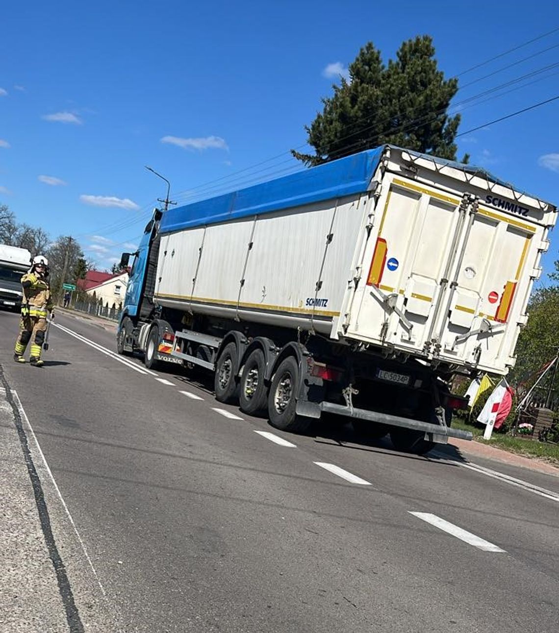 Potrącona na drodze piesza zginęła na miejscu
