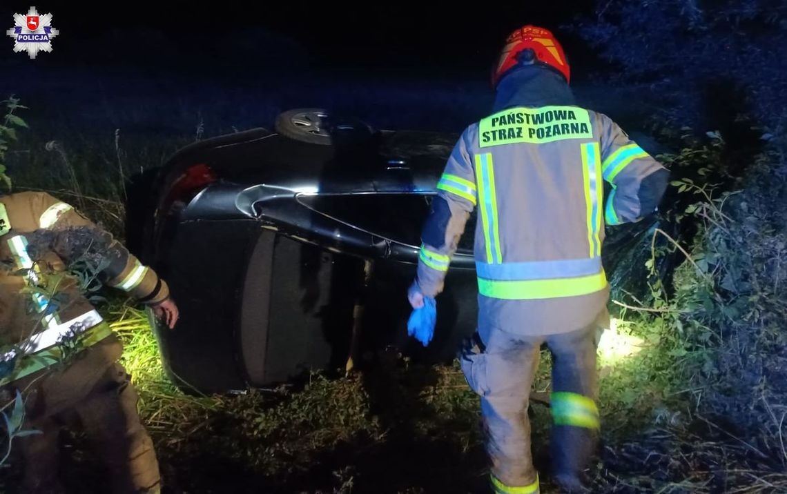 Tragiczny wypadek na gminnej drodze. Nie żyje młody kierowca [ZDJĘCIA]