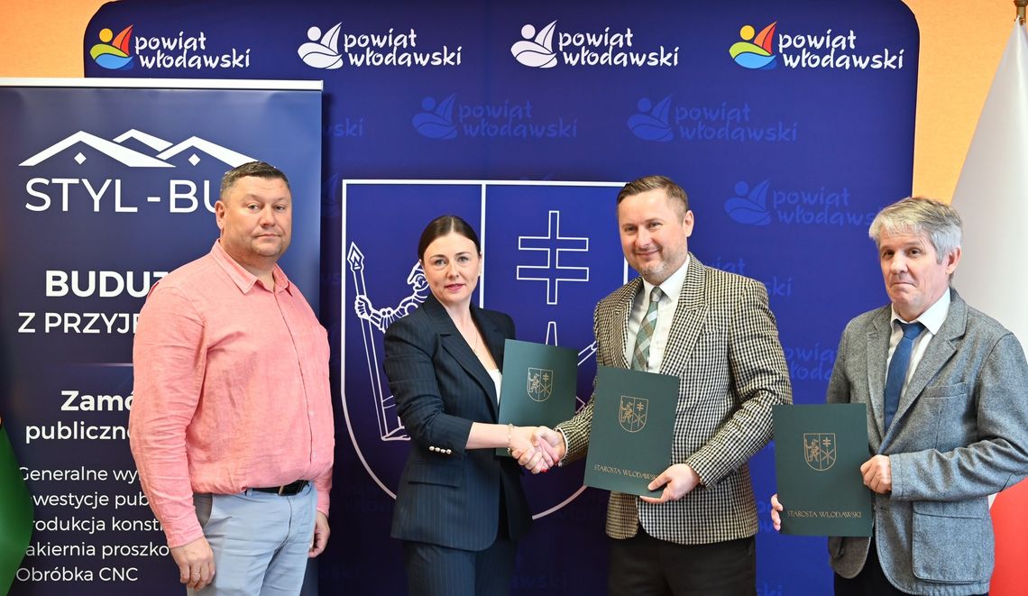 Powiat Włodawski podpisał umowy na pierwsze prace związane z zagospodarowaniem deszczówki