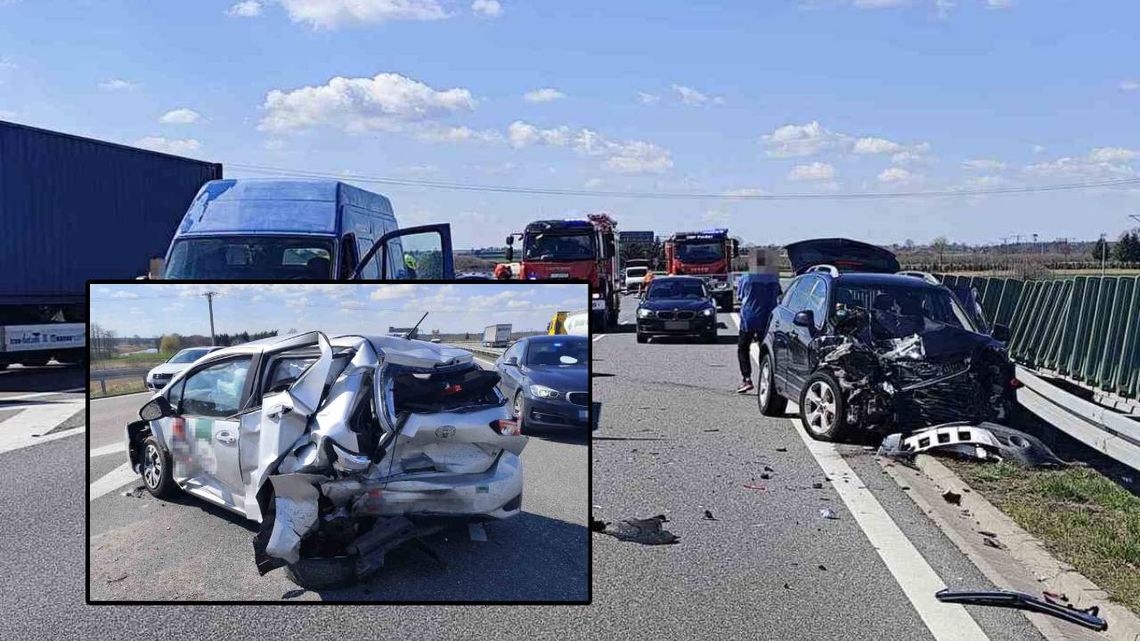 Przegapiła zjazd i zaczęła cofać na ekspresówce. Doszło do wypadku [ZDJĘCIA]