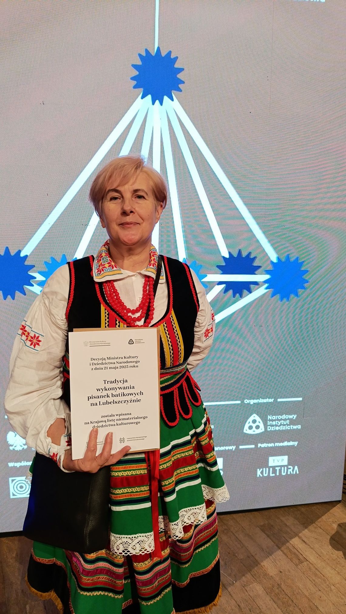 Pająki i batikowe pisanki wpisane na krajową listę dziedzictwa