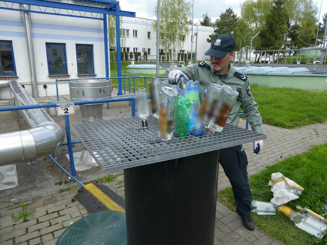 Region. Niszczą alkohol, by nie zagrażał zdrowiu i życiu