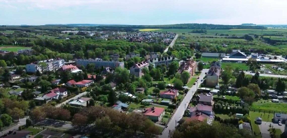W dobie rosnących cen nieruchomości i zgiełku wielkich metropolii coraz więcej osób poszukuje miejsca, które łączy spokój życia z dostępem do nowoczesnej infrastruktury. Zdaniem burmistrza Gabriela Adamca Rejowiec Fabryczny wyrasta na jedno z najbardziej atrakcyjnych miejsc do życia w regionie.