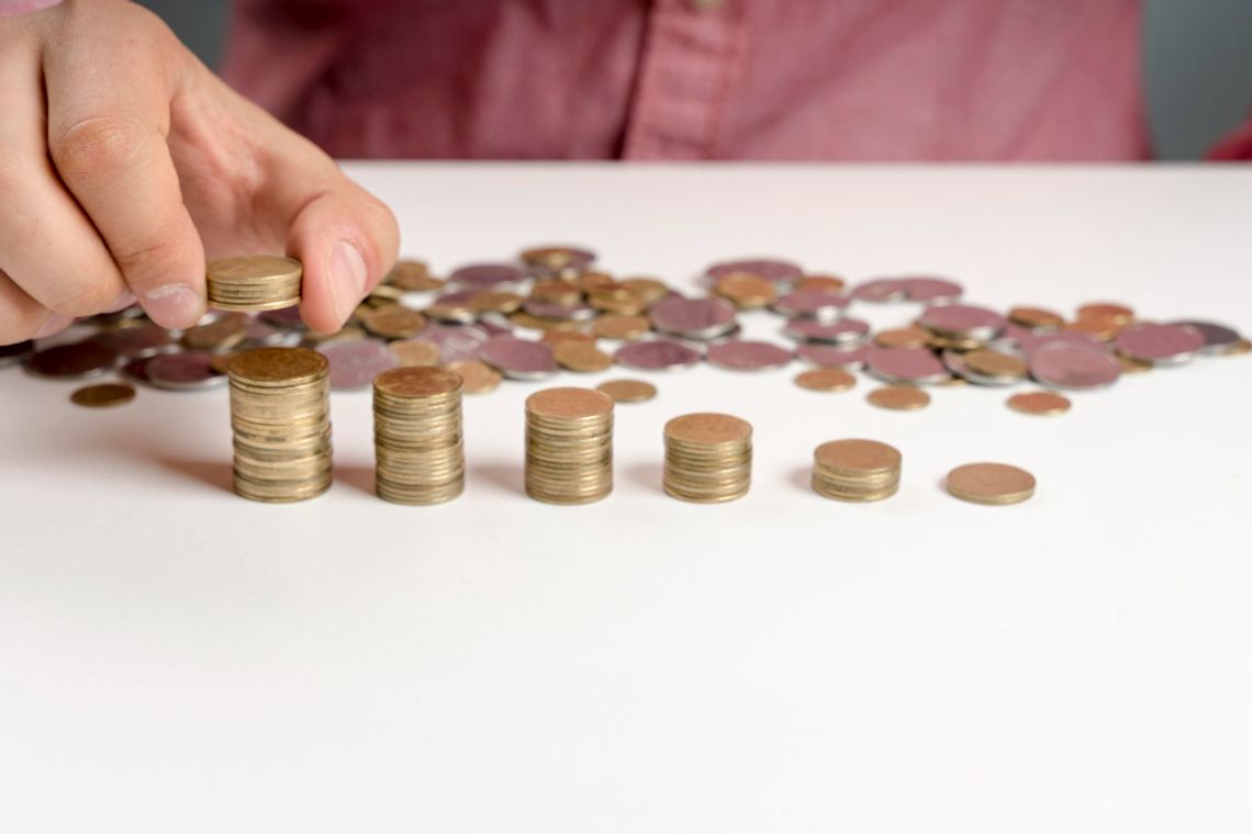 W agendzie spraw, jakie omawiane były w czasie niedawnej sesji rady miasta, pojawiły się także samorządowe finanse. Przedstawione przez skarbnika Sławomira Kowalskiego treści stały się pretekstem do ożywionej dyskusji na temat zaproponowanych przez władze rozwiązań.