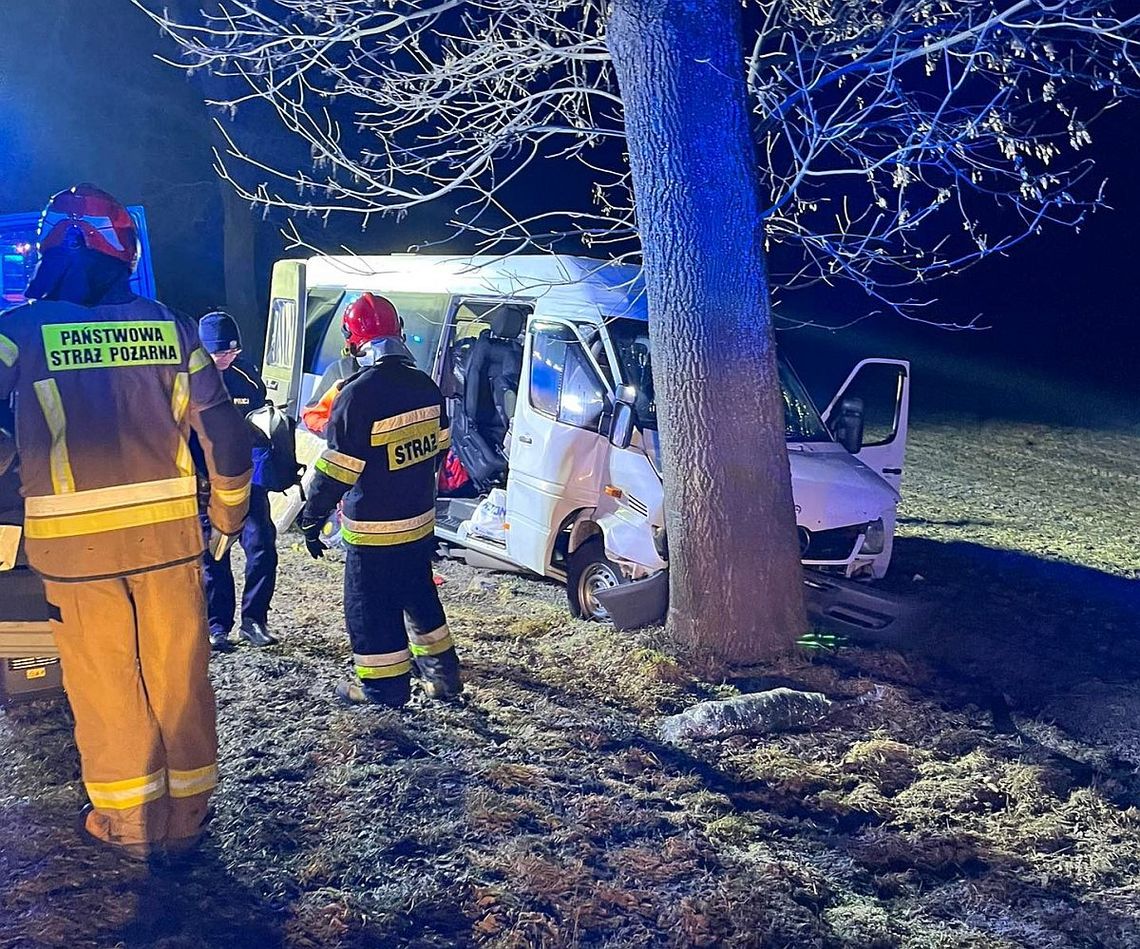 Rozbił mercedesa z dwójką dzieci. Groza niedaleko Białopola [ZDJĘCIA]