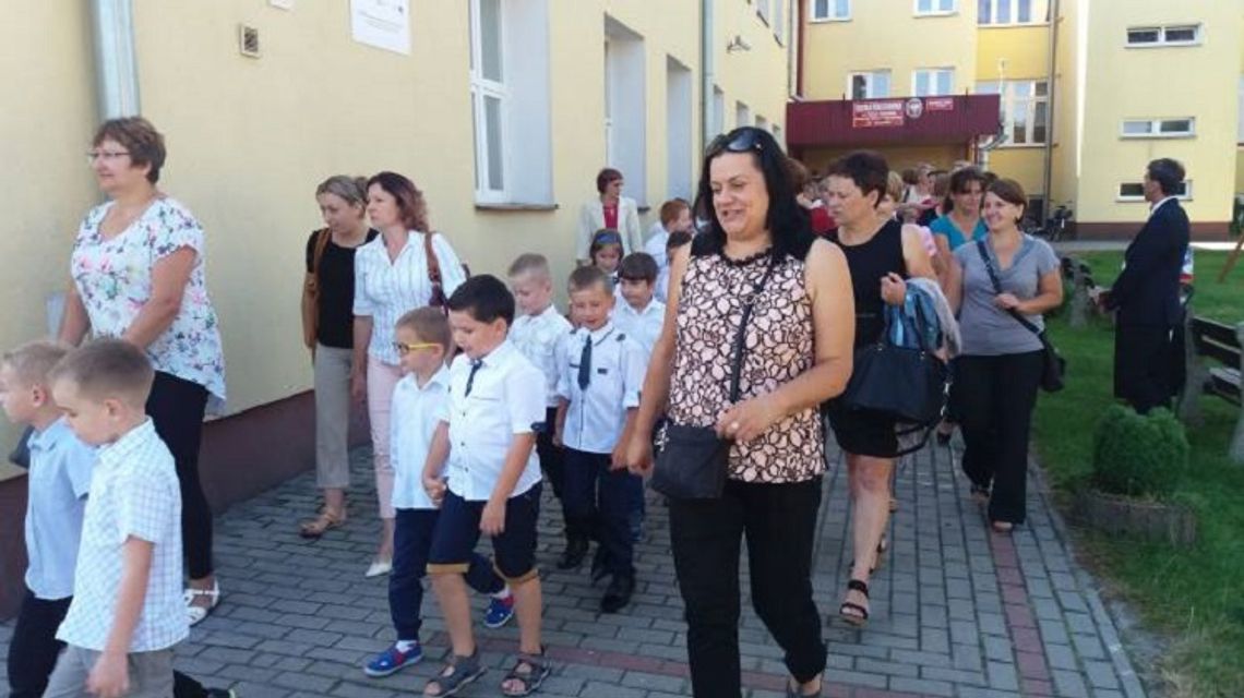 Rozpoczęcie roku szkolnego w ZS w Lisznie