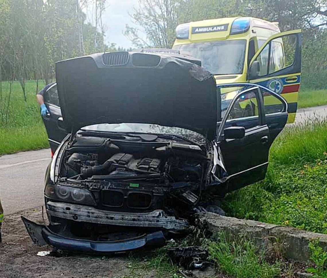 Roztrzaskane auto, kierowcy brak. Policja ustala, co się stało w Rudzie-Hucie