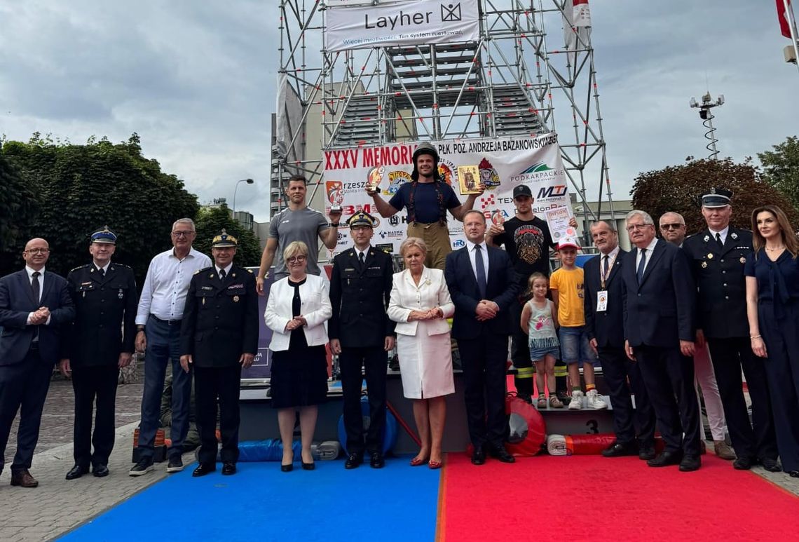 „Najtwardszy Rzeszowski Strażak 2025” - strażacy z Chełma wrócili z memoriału z medalami! Bereza znów najlepszy!