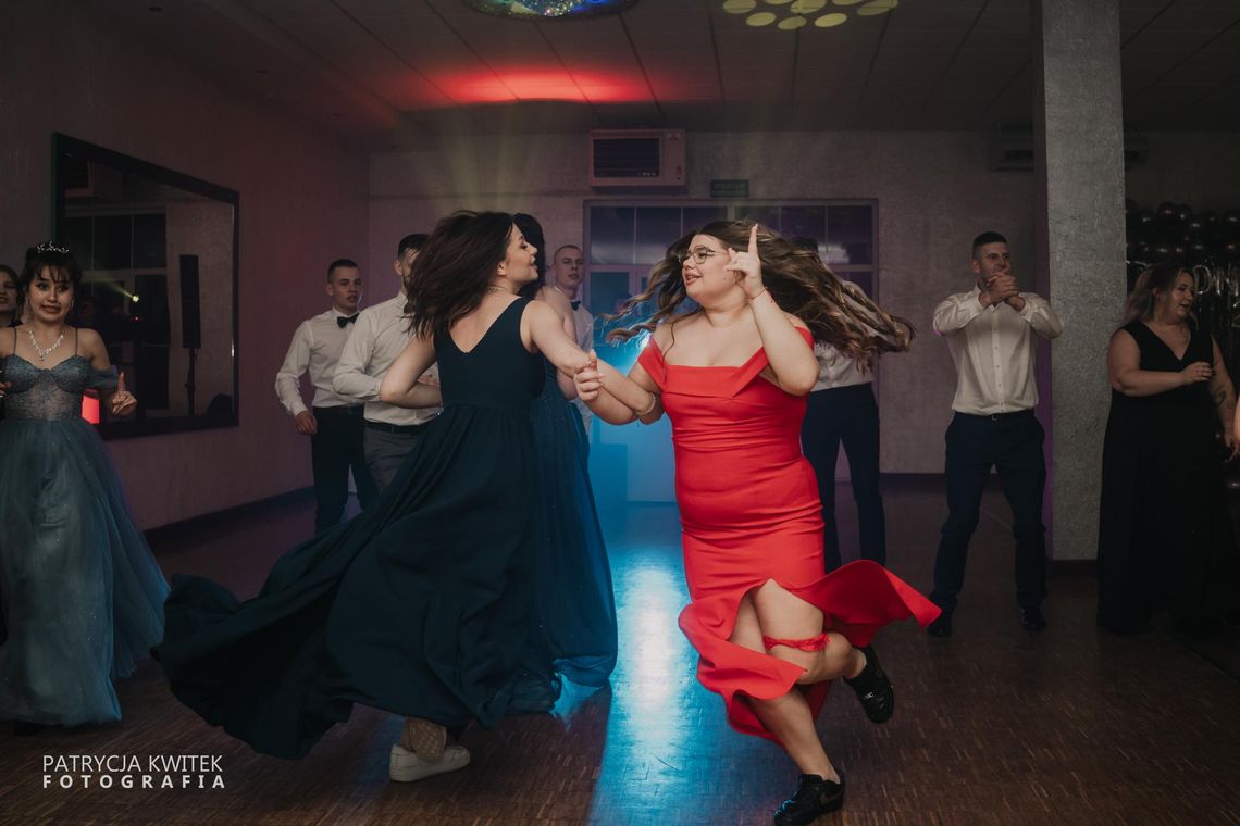 Studniówka 2025 - Zespół Szkół nr 1 im. Tadeusza Kościuszki w Krasnymstawie [GALERIA ZDJĘĆ]