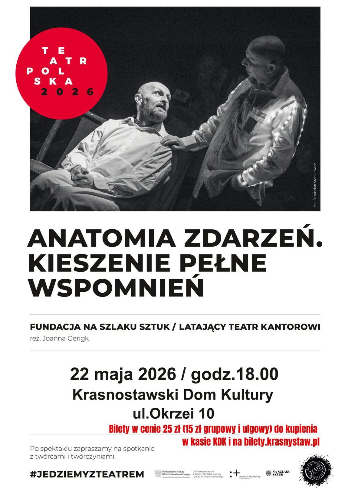„Jedziemy z teatrem!”, pod tym hasłem od 18 lat pasjonaci sceny ruszają w Polskę, by docierać wszędzie tam, gdzie dostęp do sztuki na żywo jest ograniczony.