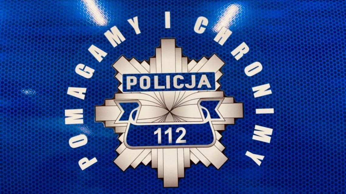 Pacjent przez okno uciekł ze szpitala. Odnaleźli go policjanci i oddali pod opiekę lekarzy