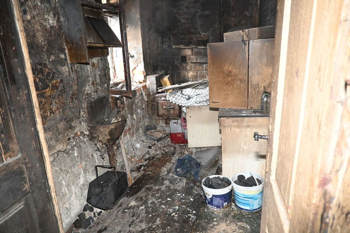 Tragiczny pożar w Chełmie. W płomieniach zginął 66-letni mężczyzna