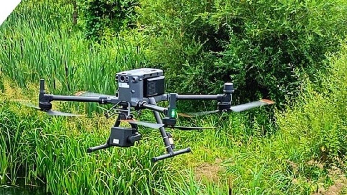 Uwaga mieszkańcy gminy Żółkiewka! Pilny komunikat Wód Polskich dotyczący dronów