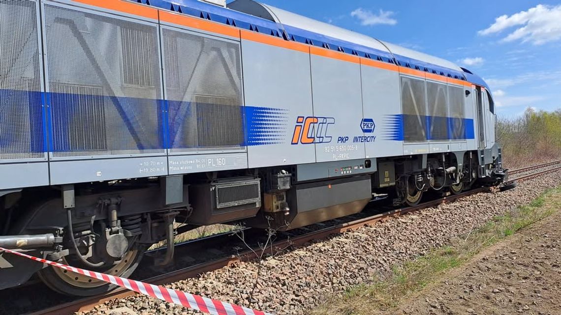 Uwaga! Tragedia na przejeździe. Nie żyje mężczyzna