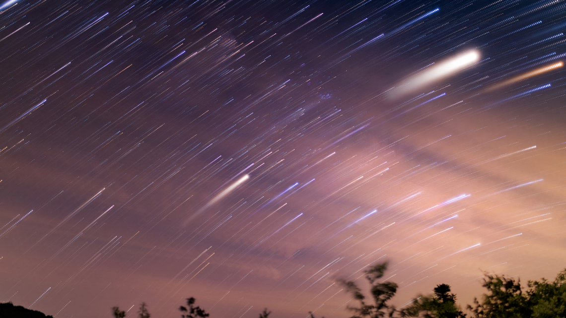 W nocy z nieba będą spadały gwiazdy. Czeka nas deszcz meteorów