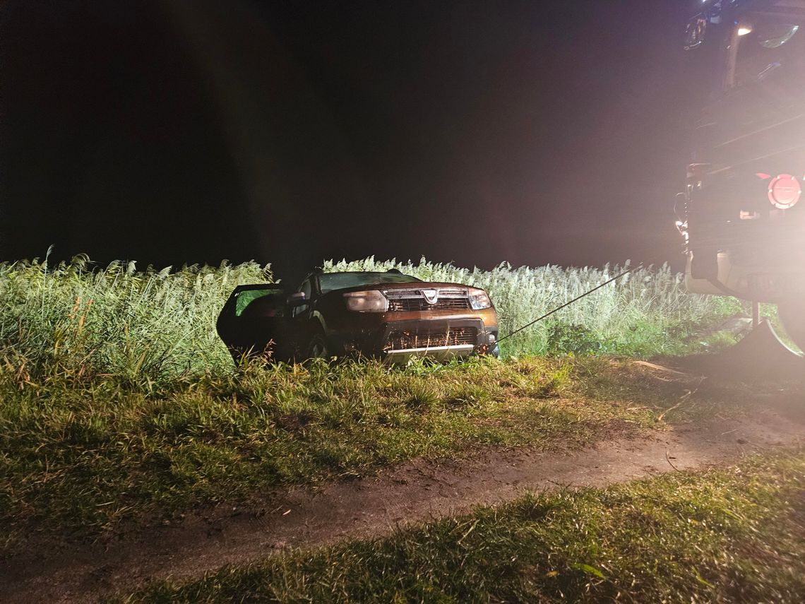 29 października, do zbiornika wodnego w Witulinie (gmina Leśna Podlaska) stoczyło się auto.