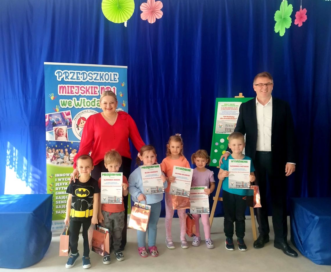 Włodawa. Przedszkole Miejskie nr 1 z nową nazwą, a problem z gawronami bez zmian