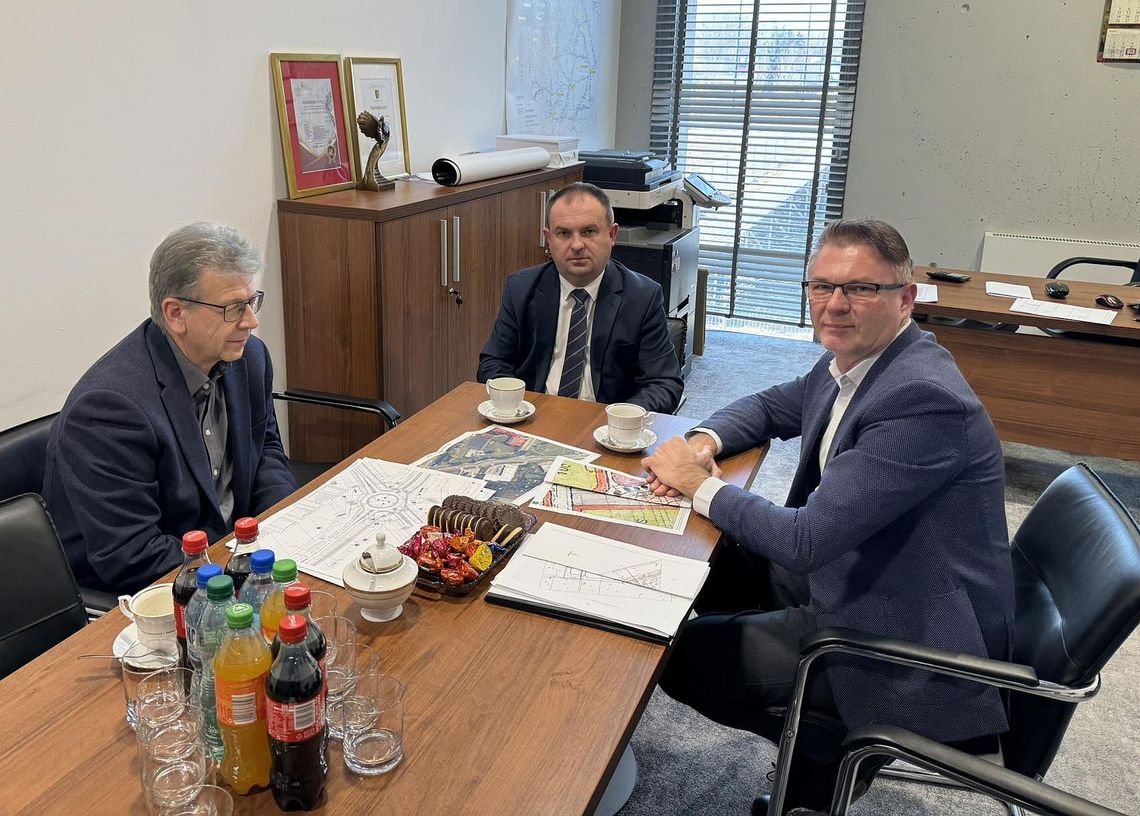 Burmistrz włodawy na spotkaniu w Zarządzie Dróg Wojewódzkich w Lublinie