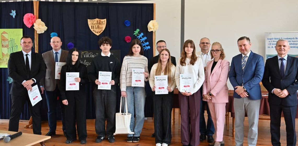 Włodawa. VIII Powiatowy Test Wiedzy o Samorządzie Terytorialnym