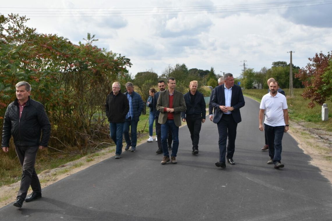 Pow. włodawski. Drogi poscaleniowe gotowe. Skrócą dojazdy do pól