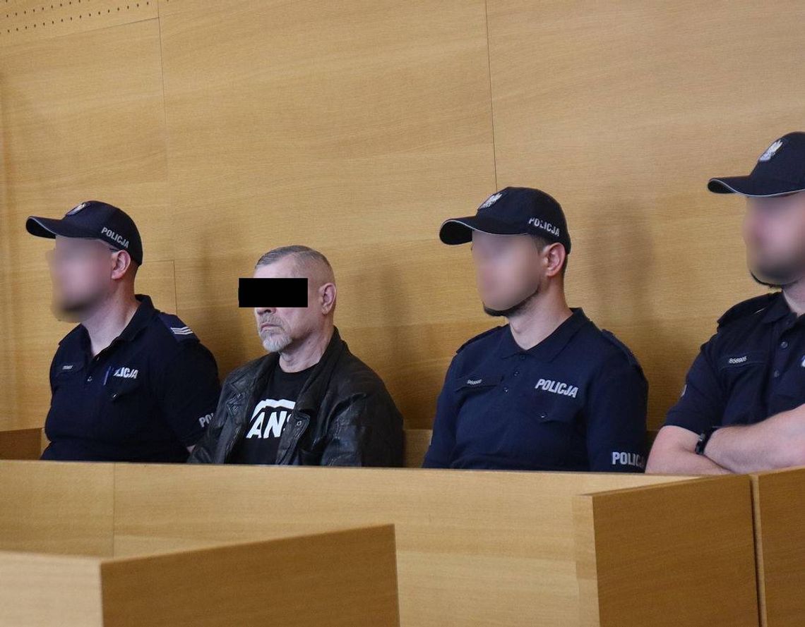 „Wszystkich was pozabijam”. Ruszył proces o zabójstwo ratownika medycznego