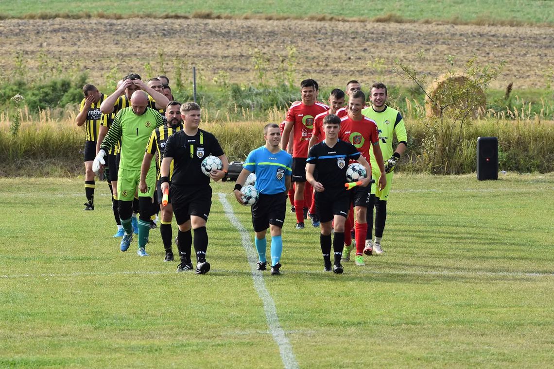 Wysoka wygrana Bezku na inaugurację