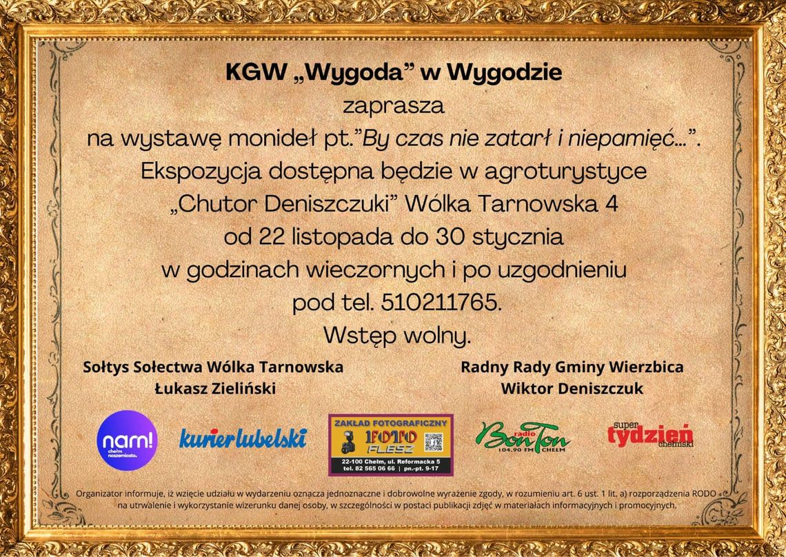 Wystawa monideł w Wiejskim Salonie Poezji w Wólce Tarnowskiej