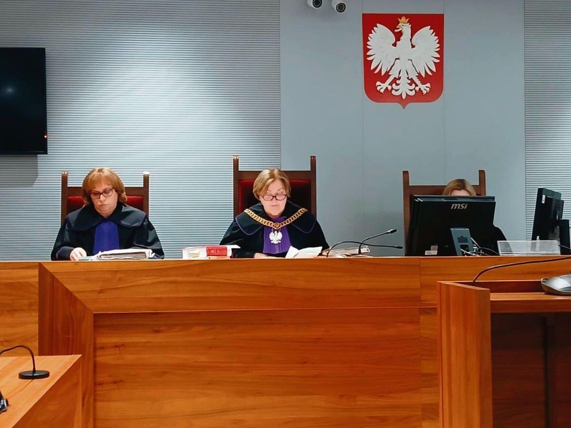 Od maseczki do czynnej napaści na funkcjonariuszy. Rodzeństwo pójdzie do więzienia