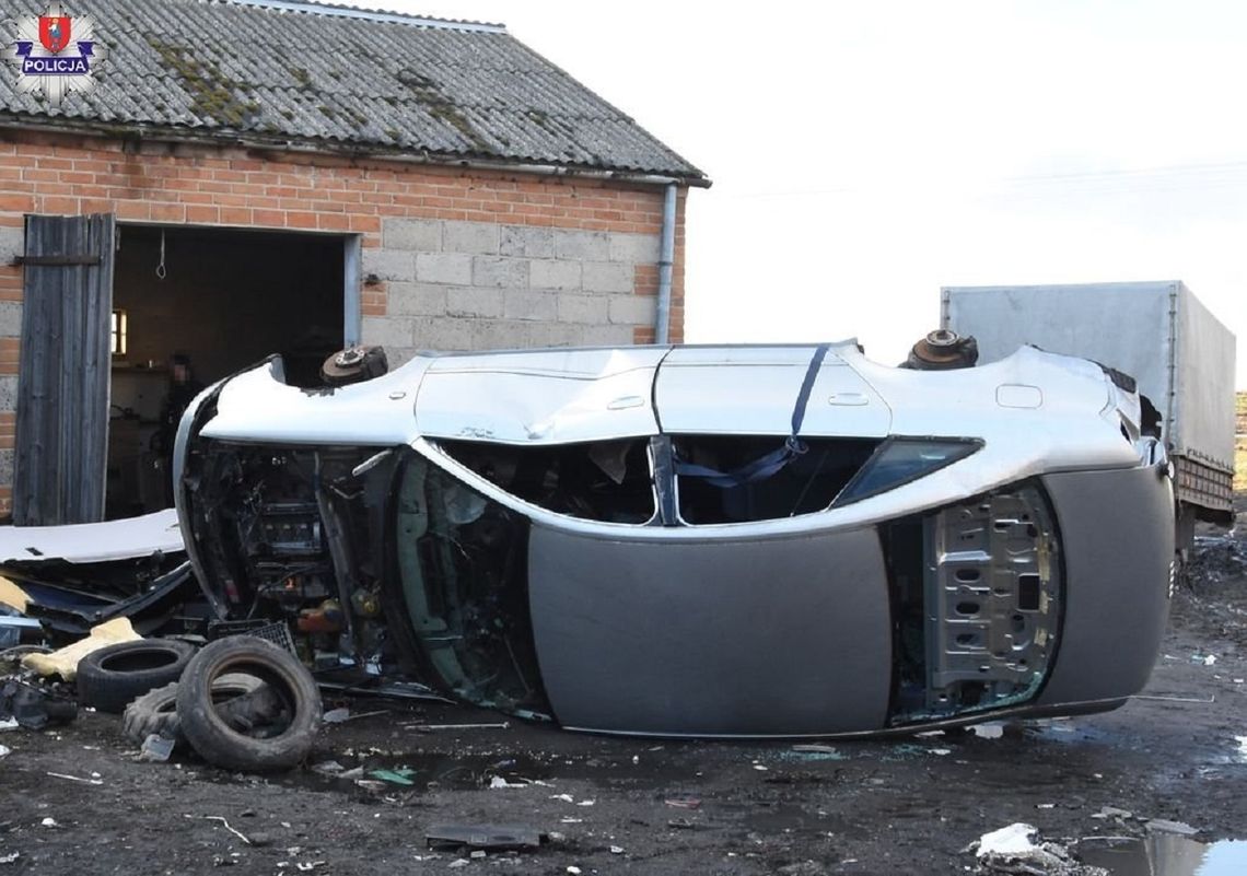 Wybili szybę, wciągnęli audi na lawetę i ukradli. Właściciel ma już samochód w częściach