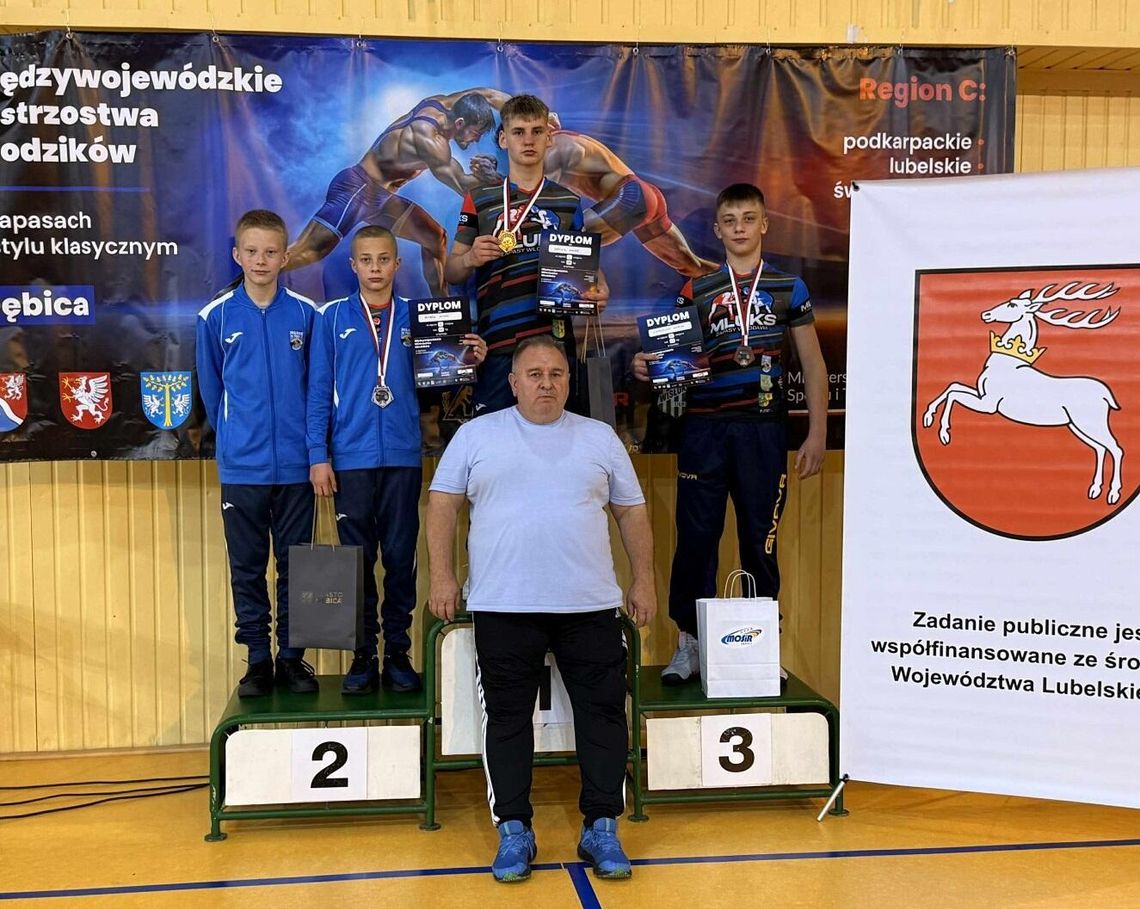 Zapaśnicy MLUKS Włodawa sięgnęli po krążki w czempionacie