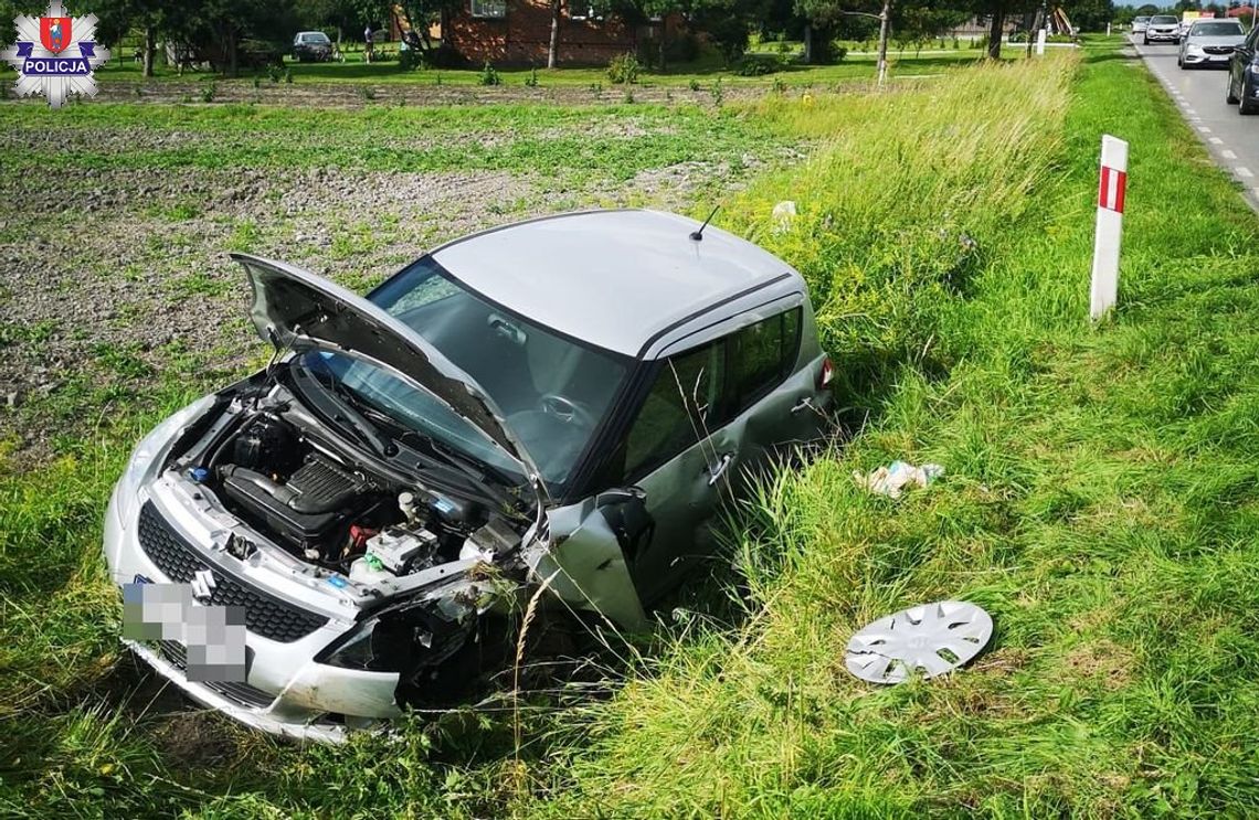 Kobieta zasłabła za kierownicą. Auto dachowało