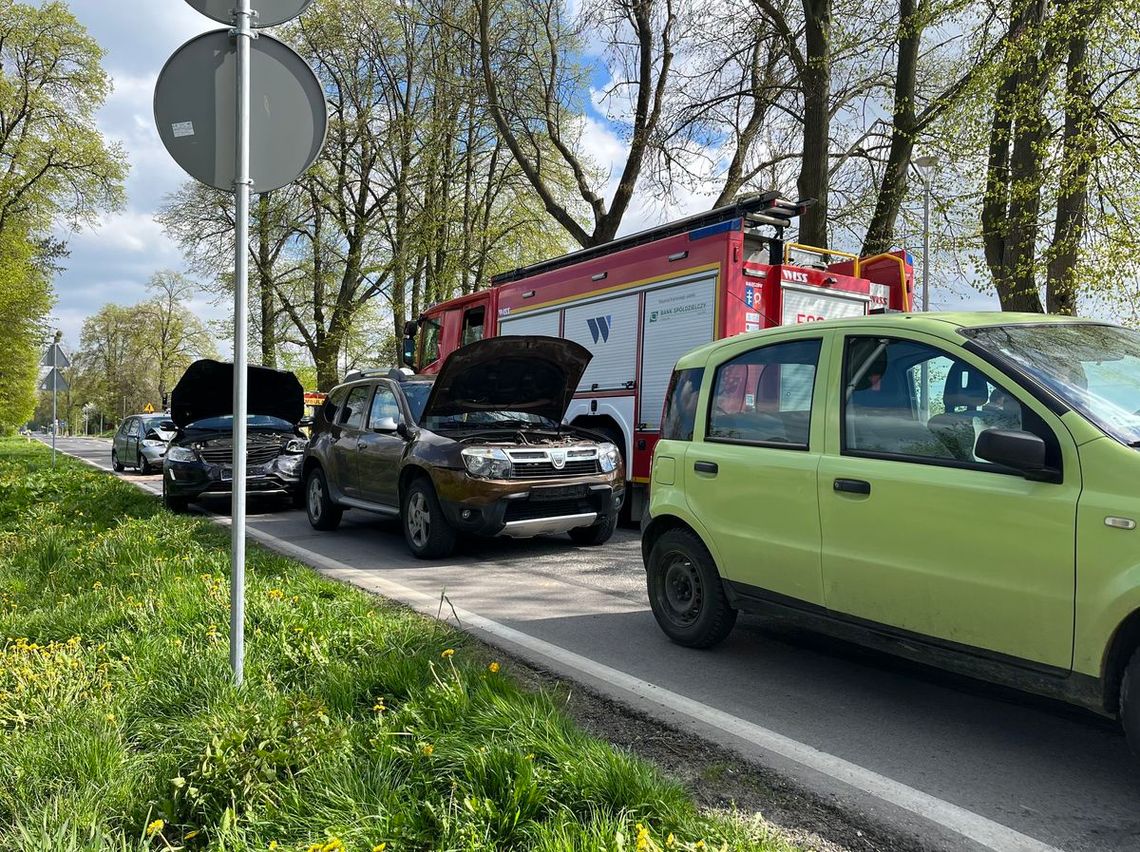 Zderzenie 4 aut koło Nałęczowa. Sprawcą kierowca z okolic Włodawy