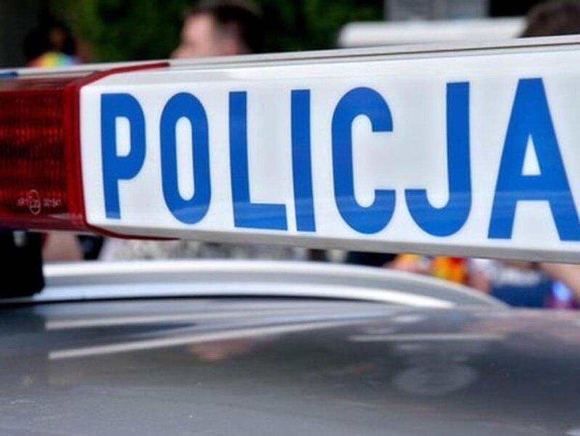 Zderzenie peugeota z BMW na krajowej „siedemnastce” w Łopienniku Nadrzecznym