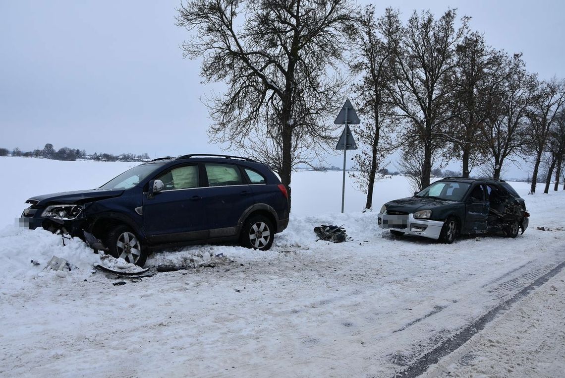 Zderzenie podczas wyprzedzania ciężarówki. Tego kierująca nie przewidziała?