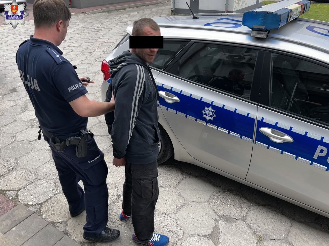 Zgłosił kłótnię z żoną, a sam skończył w kajdankach. Najpierw jednak ukrył się w zaroślach Zgłosił kłótnię z żoną, a sam skończył w kajdankach. Najpierw jednak ukrył się w zaroślach