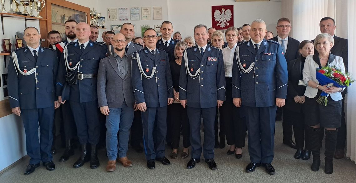 Zmiana warty we włodawskiej komendzie. Policjanci mają nowego szefa. Grzegorz Kuter na emeryturze