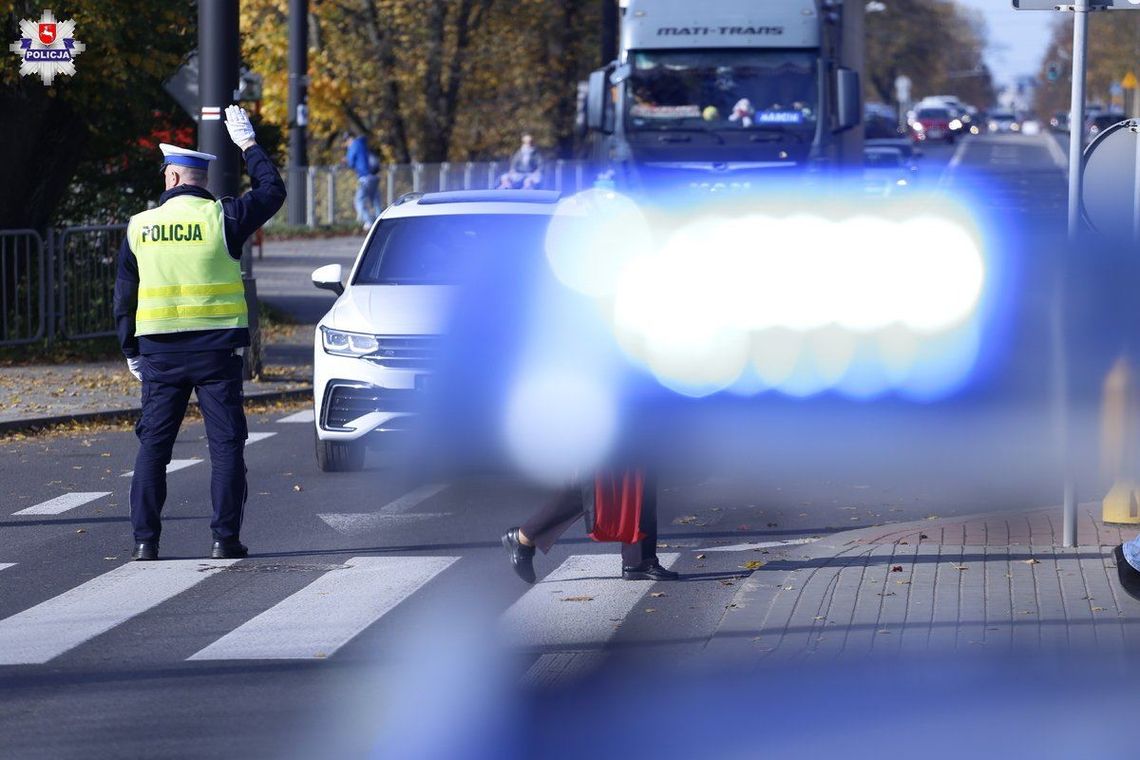 policjant na drodze