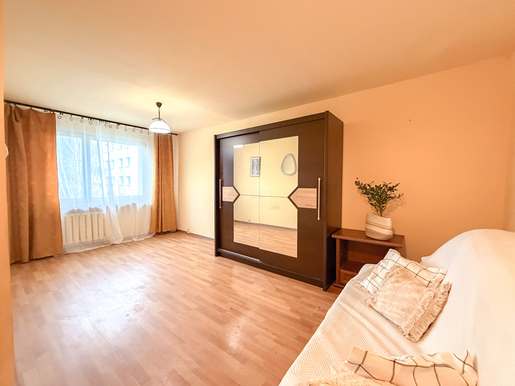 Kawalerka na osiedlu Słonecznym- 2 piętro, 33m2