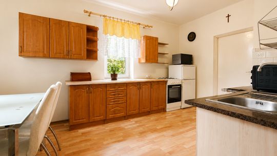 Dom na sprzedaż – 90 m², Pokrówka, do remontu