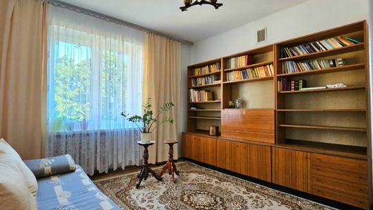 Przestronne mieszkanie w centrum na sprzedaż