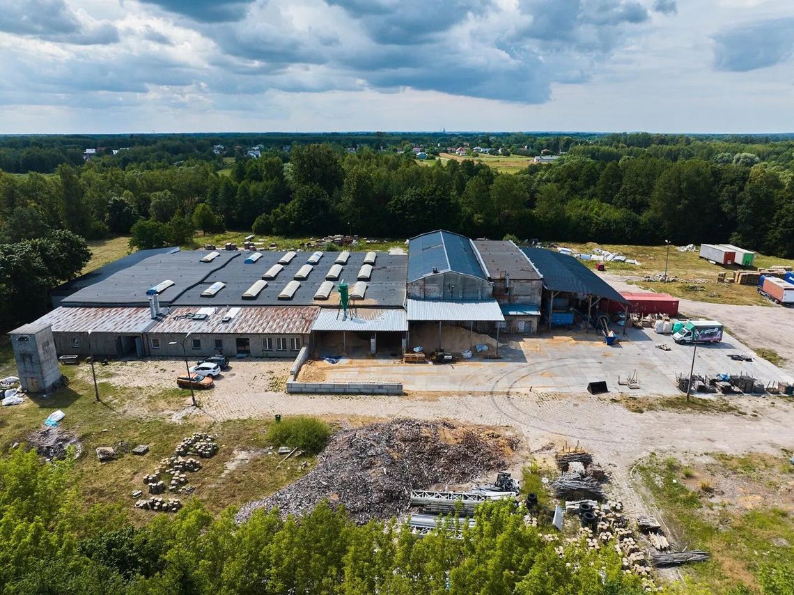 Do wynajęcia hala produkcyjno-magazynowa 2500 m2 z dużym placem 2,8ha