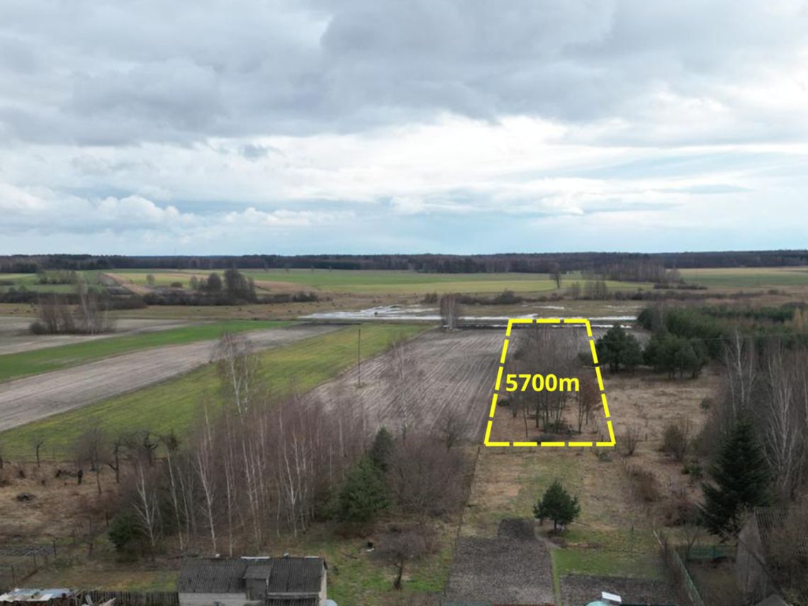 Działka rolna 5700 m²