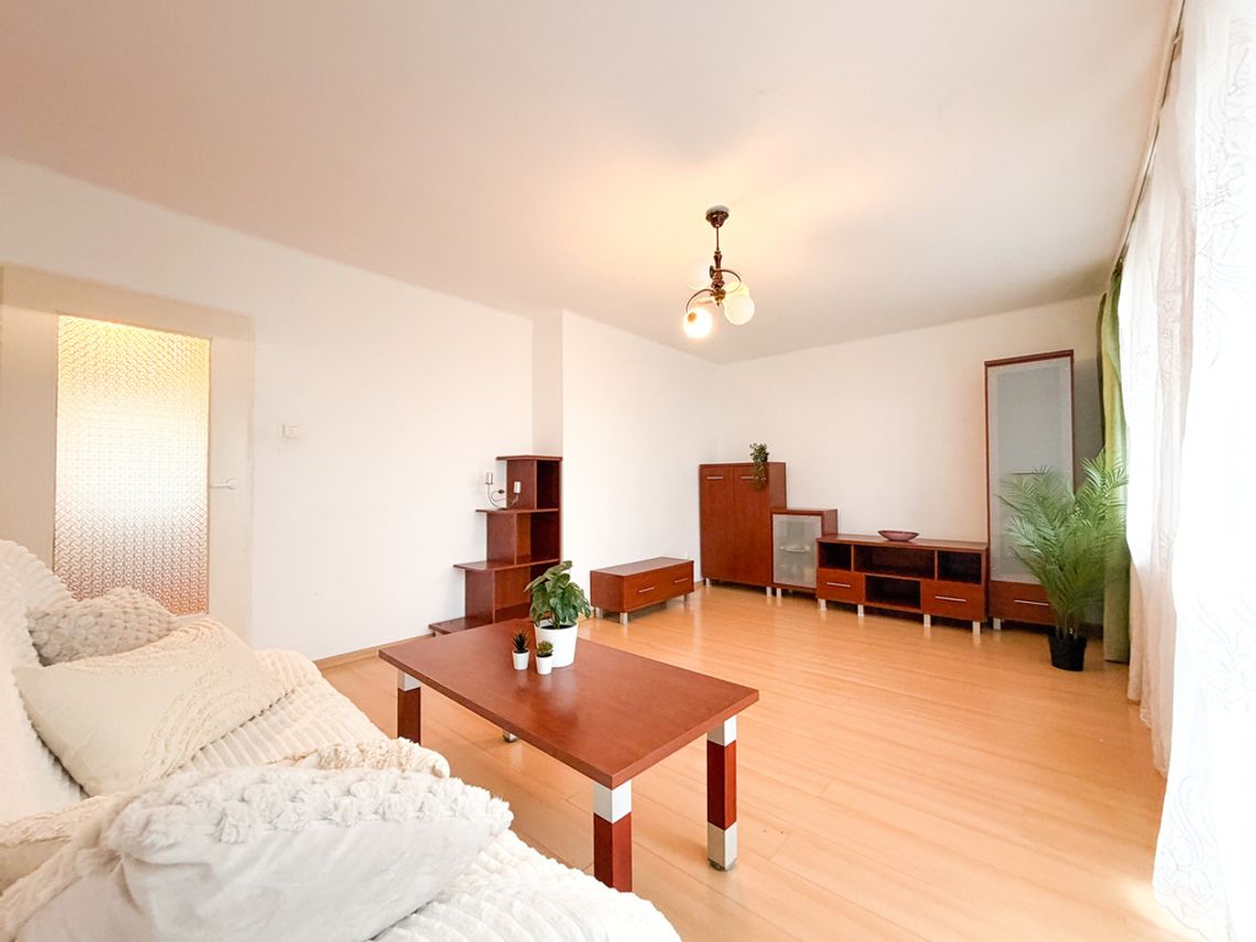 M4 przy ul. Kosynierów 74,61m2 z garażem w cenie!