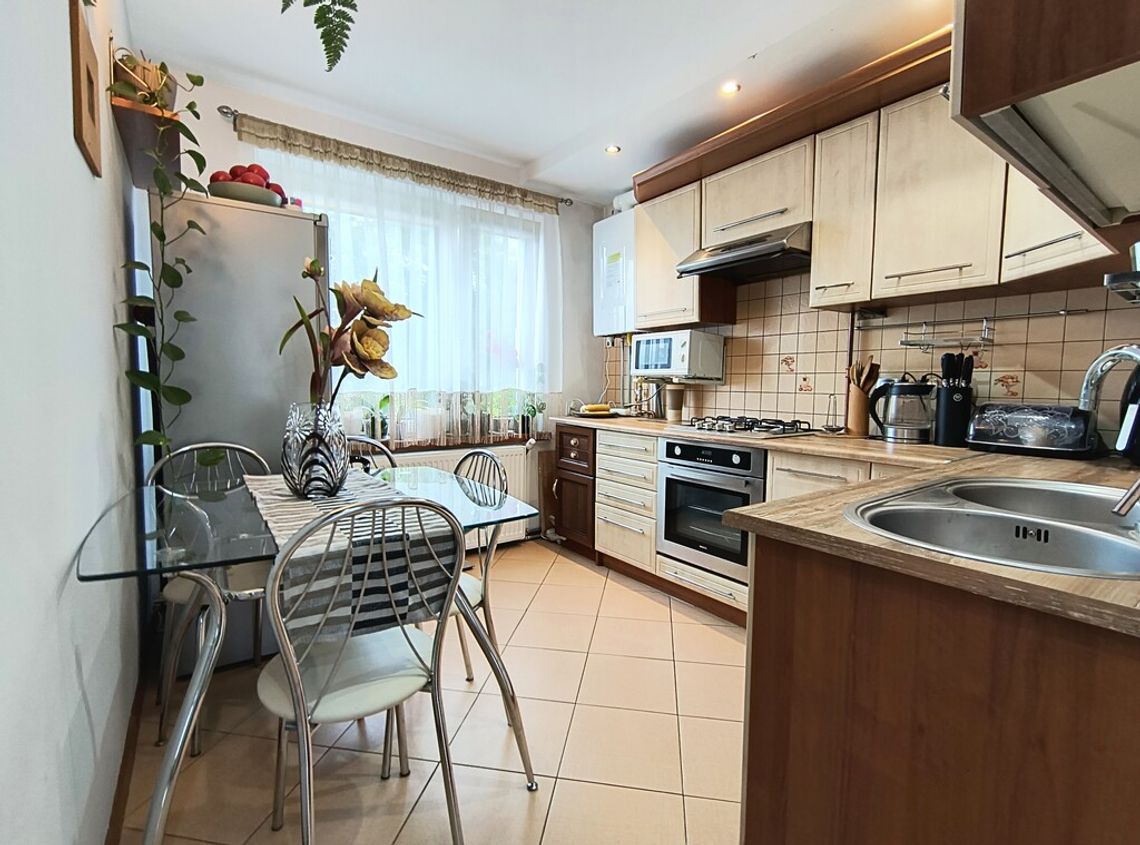 Mieszkanie na sprzedaż–Rejowiec, 1 piętro, kominek