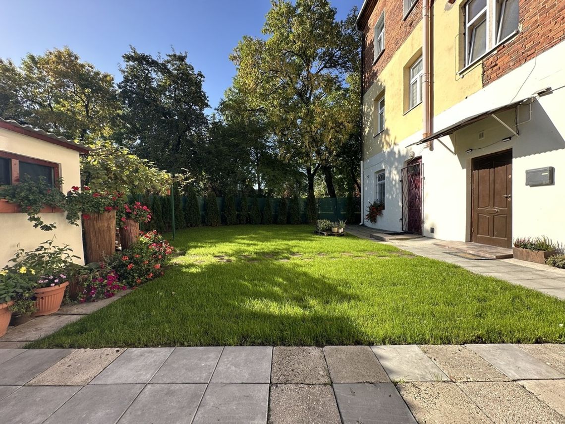 Mieszkanie z ogródkiem na parterze 59m2