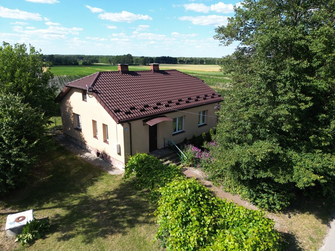 Przytulny dom na 19arowej działce w Serniawach!