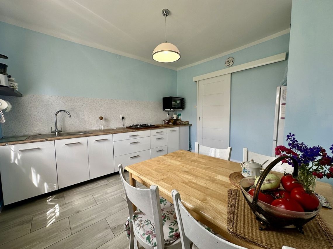 Siedlisko w Michałówce 87m2 z działką 20 arową.